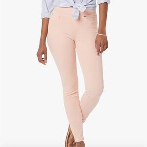 Amazon Essentials Women's Light Pink Skinny Jeans